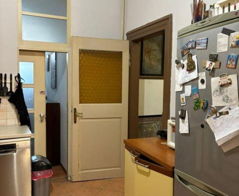 Rakousko-uherský byt ve skvělé lokalitě Veruda v Pule na prodej - pic 22