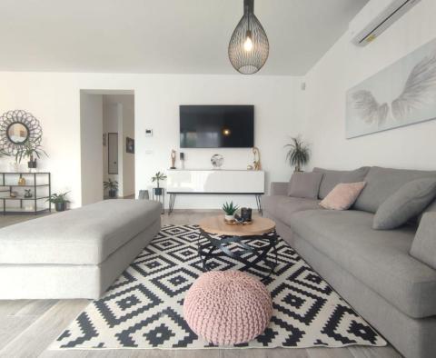 Современная вилла в тихом месте в Гализане, на продажу - фото 7