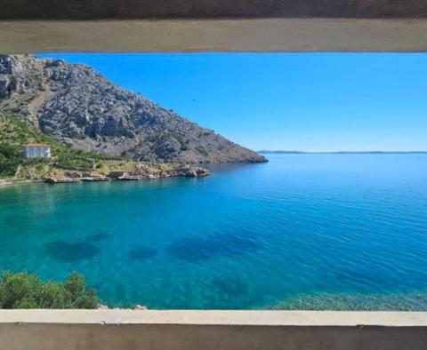 House in Jablanac, Senj, 1st line to the sea, for sale - pic 4