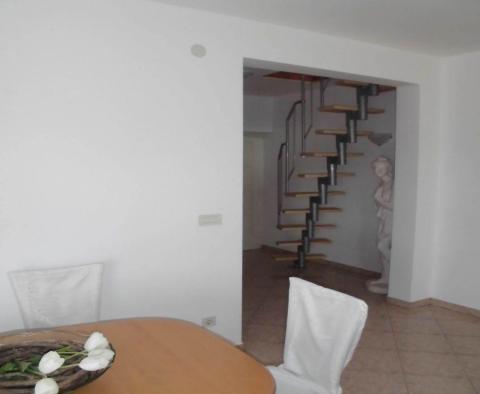 Geräumige Wohnung mit Meerblick in Rabac, zu verkaufen - foto 6