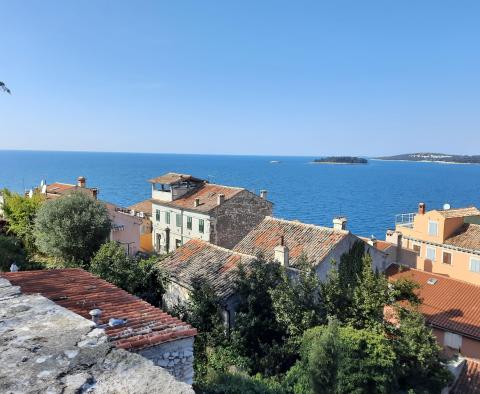 Ładne studio zaledwie 70 m od morza w Rovinj, na sprzedaż - pic 10