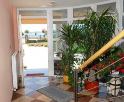 Spacious seafront villa in Zadar area with a pier and by the beach! - pic 11