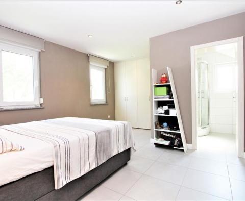 Modern villa near the sea and the city of Porec, for sale - pic 13