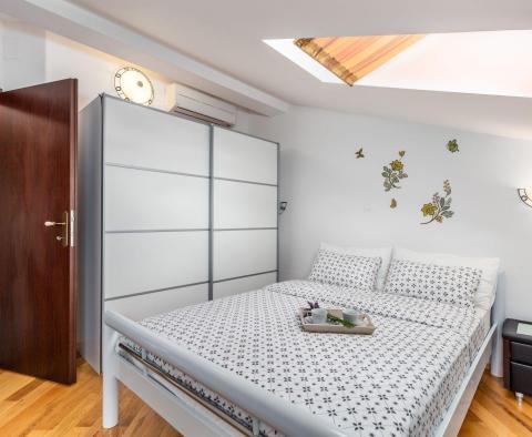 Neue Villa im mediterranen Stil in Bregi, Opatija mit zwei Wohneinheiten, Swimmingpool, Gästehaus, Taverne und Kinderspielplatz, zu verkaufen - foto 62