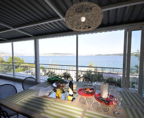 En exclusivité chez nous ! Superbe villa en 1ère ligne à Seget Donji, Trogir, à vendre ! - pic 51