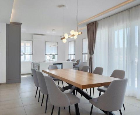 Discounted! Graceful family villa in Rovinj area, for sale - pic 17