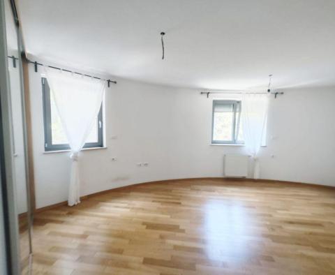 New apartment of an exceptional location in Veruda, Pula, for sale - pic 26