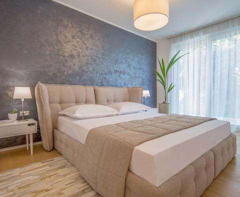 Luxurious apartment in a new building with a pool, view, 150m from the sea in Opatija, for sale - pic 8