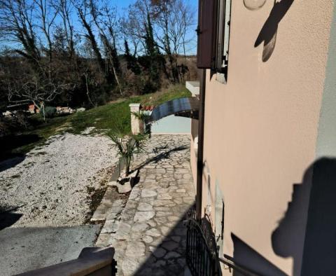 Kamenný dům s tavernou v přírodě v Pazinu - pic 41
