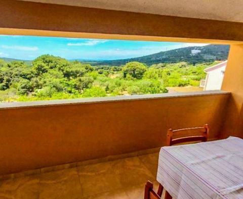 House with three apartments in a quiet part of the island Mali Losinj, 500m from the sea, for sale - pic 10