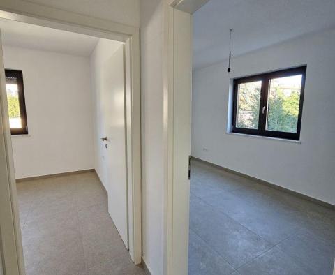 Nový přízemní byt 3+1 v Poreči na prodej  - pic 21