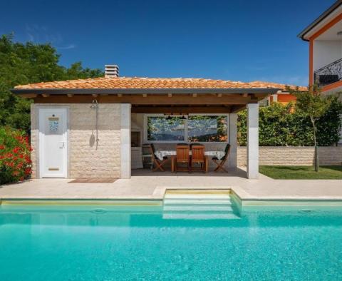 Family villa in Buje with a panoramic views, for sale - pic 2