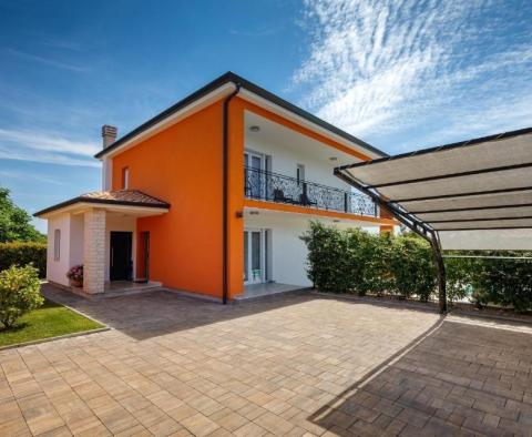 Family villa in Buje with a panoramic views, for sale - pic 33