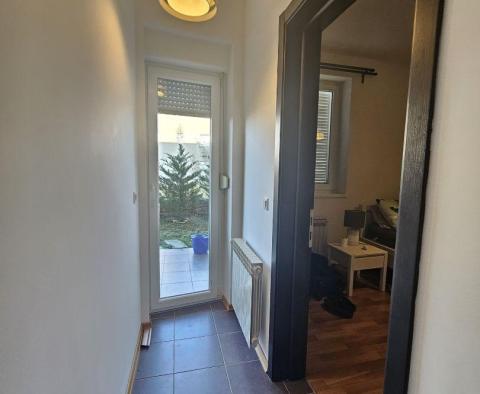 Appartement avec 3 chambres au rez-de-chaussée à Peroj, à vendre - pic 34