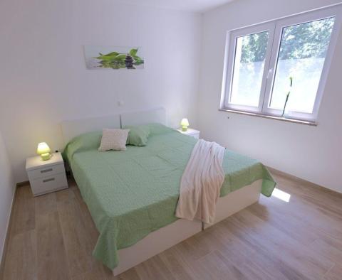Idylický rekreační dům s bazénem v oblasti Svetvincenat na prodej - pic 30