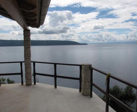 Eagle's nest villa for sale on a rock over the sea in Ika above the beach - pic 15