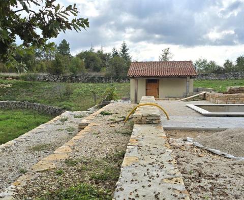 A charming newly built villa with a swimming pool on a plot of 1 ha in Svetvincenat, for sale - pic 37