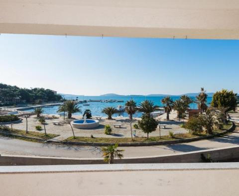 Wunderschönes Anwesen in der 1. Linie in der Gegend von Sibenik, zu verkaufen - foto 3