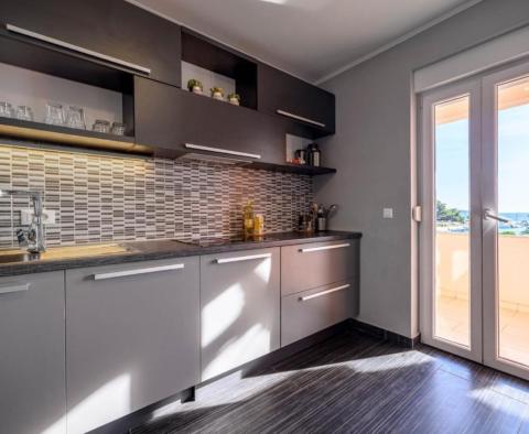Wunderschönes Anwesen in der 1. Linie in der Gegend von Sibenik, zu verkaufen - foto 15