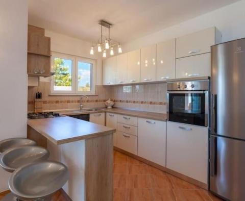 Гостевой дом с бассейном в Подстране, на продажу - фото 10