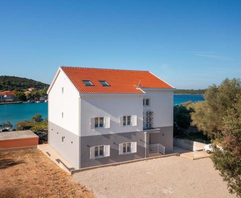 Superbe propriété touristique construite en 1ère ligne de mer, presqu'île de Peljesac, à vendre - pic 6