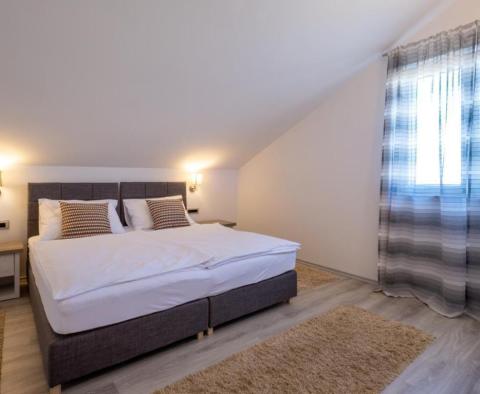 Penthouse sensationnel en 1ère ligne de mer sur la presqu'île de Peljesac, à vendre - pic 17