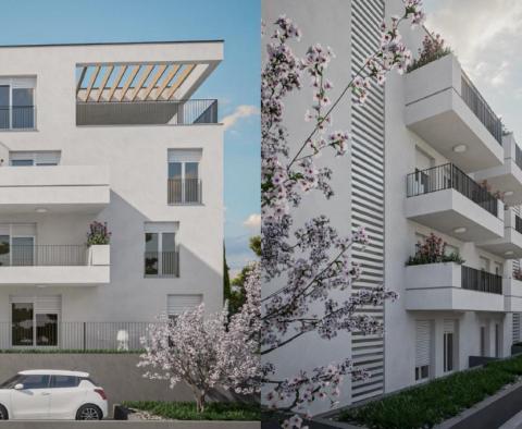 Apartament z 2 sypialniami w nowym kompleksie na Ciovo, na sprzedaż - pic 4