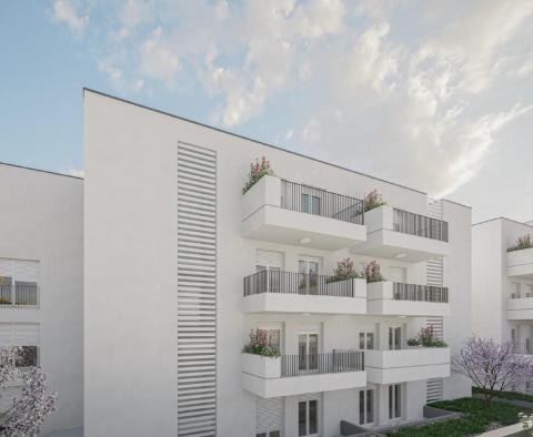 Apartament z 2 sypialniami w nowym kompleksie na Ciovo, na sprzedaż - pic 8