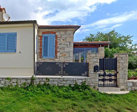 1ère rangée de la mer! Maison à Umag, à vendre! - pic 8