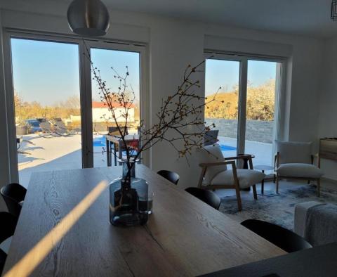 Moderne Villa in ruhiger Lage in Svetvincenat, zu verkaufen - foto 10