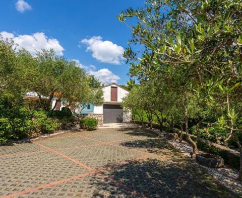 House with swimming pool and jacuzzi on Krk, for sale - pic 6