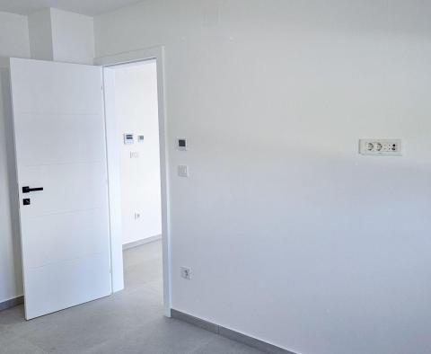  Modern apartment in Malinska, for sle - pic 8