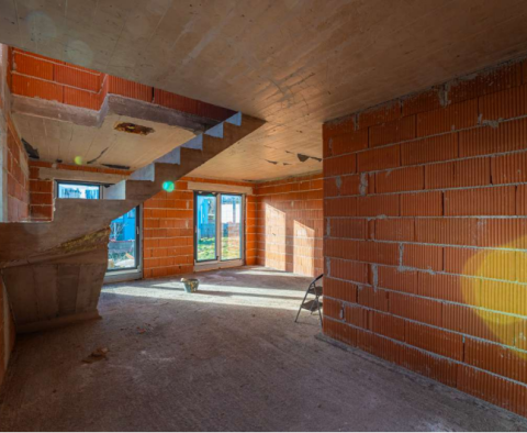 Roh-Bau-Villa in Ližnjan, 800 m vom Meer entfernt, zu verkaufen - foto 9