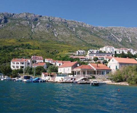 Vila první linie v oblasti Mokosica v Dubrovníku, která potřebuje kompletní rekonstrukci - pic 9