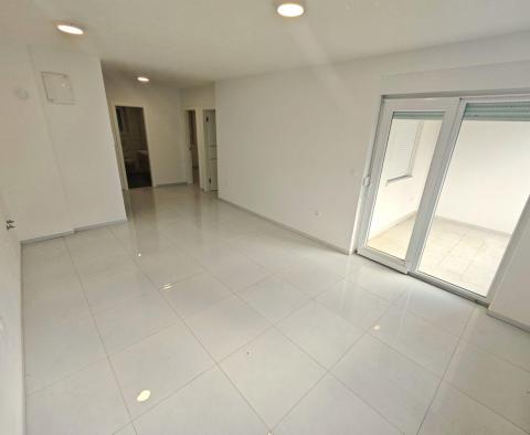 Apartament w nowym budynku z widokiem na morze w Crikvenicy, na sprzedaż - pic 5