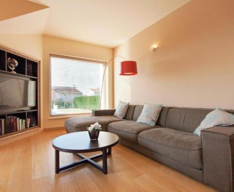 Original villa in Poreč, only 1 km from the sea, for sale - pic 7