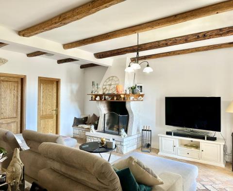 Reduziert! Außergewöhnliche Villa in Buje mit Panoramablick, zu verkaufen - foto 7
