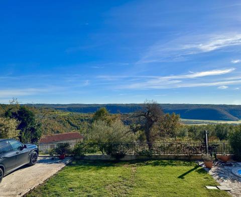 Reduziert! Außergewöhnliche Villa in Buje mit Panoramablick, zu verkaufen - foto 30