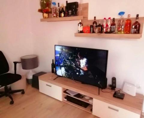 Apartament z 2 sypialniami na wyspie Mali Losinj, z widokiem na morze, na sprzedaż - pic 8