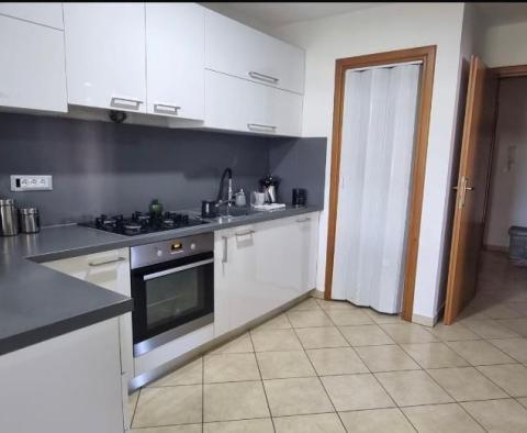 Byt 90 m2 ve skvělé lokalitě nedaleko Novigradu! - pic 5