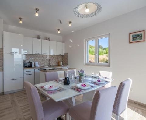 Magnifique villa avec piscine à Zivogosce, Riviera de Makarska, à vendre - pic 25