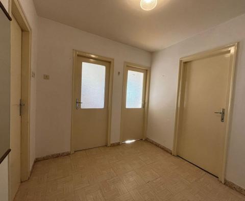 Apartment with a beautiful view, full of potential in Lovran! - pic 7