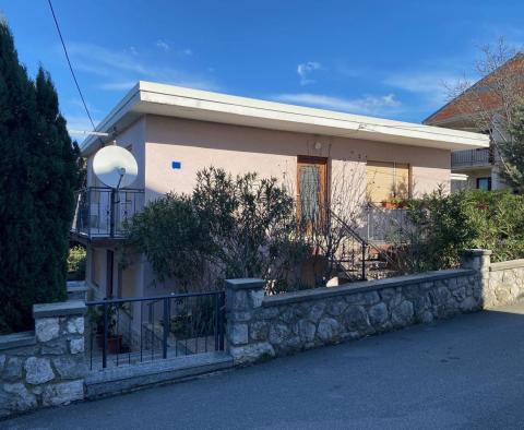 Haus in Jadranovo, Crikvenica, 270 m vom Meer entfernt, zu verkaufen - foto 2