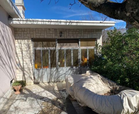 Haus in Jadranovo, Crikvenica, 270 m vom Meer entfernt, zu verkaufen - foto 7