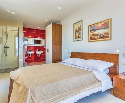 Villa which caused a FURORE at Croatian property market - pic 16