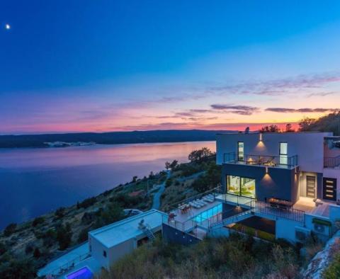 Villa which caused a FURORE at Croatian property market - pic 39