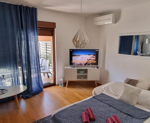 Apartment with 2 bedrooms in Crikvenica only 200m from the sea, for sale - pic 2