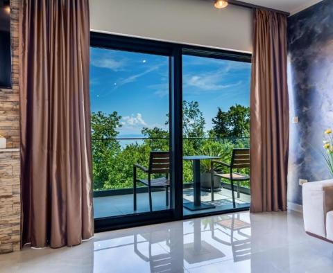 Egyedülálló villa Abbázia közelében, fedett medencével, panorámás tengerre néző, zöldövezetben, eladó - pic 18