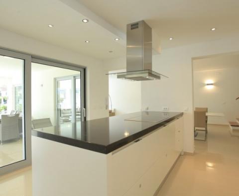 Villa parfaite sur l'île de Korcula, 1ère ligne de mer, à vendre - pic 20