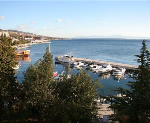 Hôtel de première ligne à vendre près d'une belle plage sur la Riviera de Vinodolska - grand potentiel pour un objet 5 étoiles haut de gamme !! - pic 12